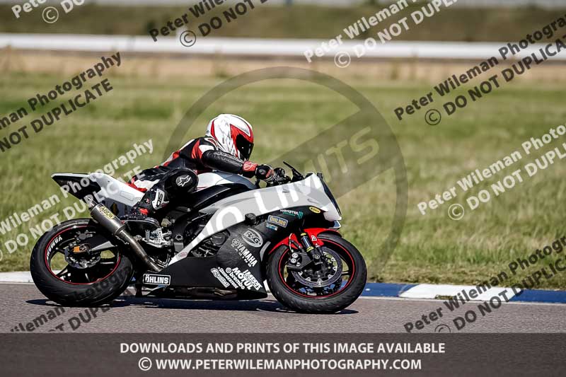 Rockingham no limits trackday;enduro digital images;event digital images;eventdigitalimages;no limits trackdays;peter wileman photography;racing digital images;rockingham raceway northamptonshire;rockingham trackday photographs;trackday digital images;trackday photos